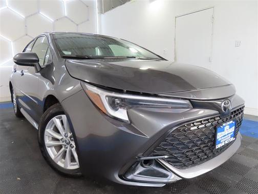 Gray 2024 Toyota Corolla Hatchback SE