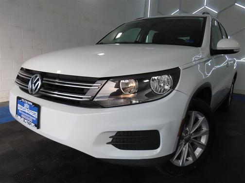 Pure White 2017 Volkswagen Tiguan Limited 2.0T