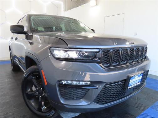 Gray 2023 Jeep Grand Cherokee Limited