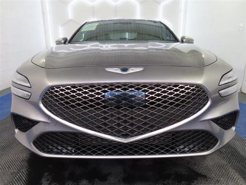 2022 Genesis G70 2.0T