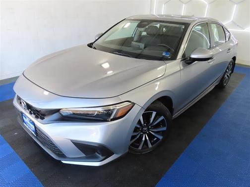 Silver 2024 Honda Civic EX-L