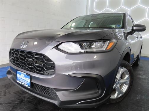 Gray 2025 Honda HR-V LX