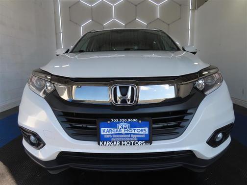 White 2021 Honda HR-V EX