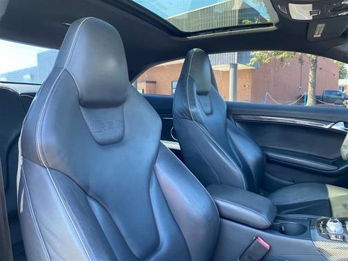 2013 Audi RS 5 4.2 for sale in Manassas, VA - image 26