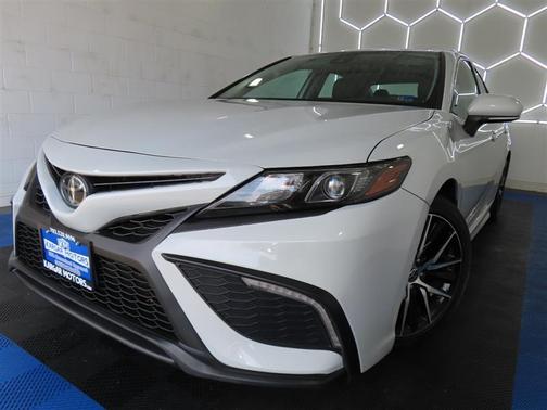 Gray 2022 Toyota Camry SE