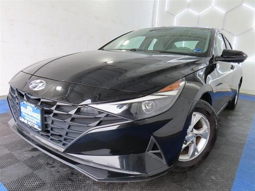 2021 Hyundai ELANTRA SE