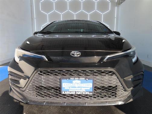 Black 2024 Toyota Corolla SE
