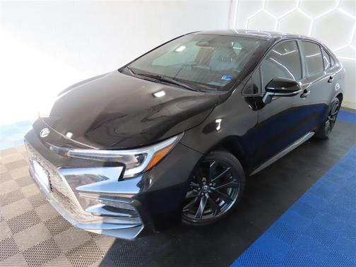 Black 2024 Toyota Corolla SE
