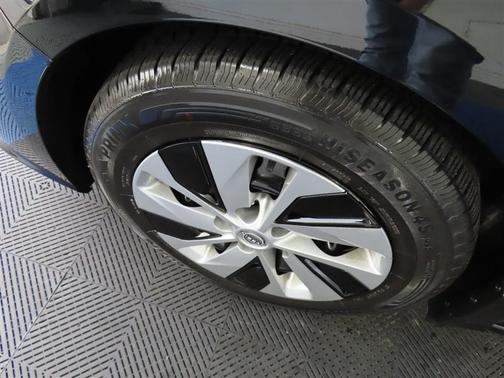 Black 2024 Nissan Altima 2.5 S