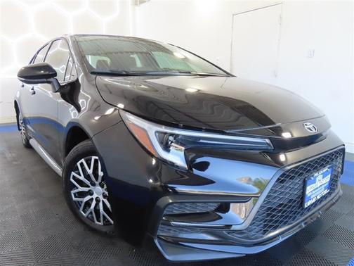 Black 2025 Toyota Corolla SE