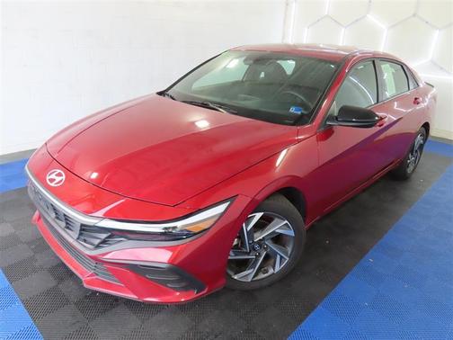 Red 2025 Hyundai ELANTRA SEL Sport
