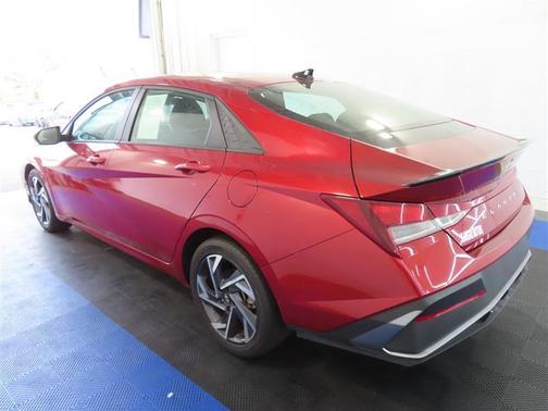 Red 2025 Hyundai ELANTRA SEL Sport