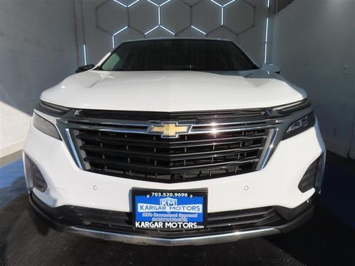 White 2023 Chevrolet Equinox 2LT