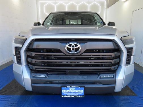 Silver 2022 Toyota Tundra SR5