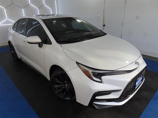 White 2024 Toyota Corolla SE