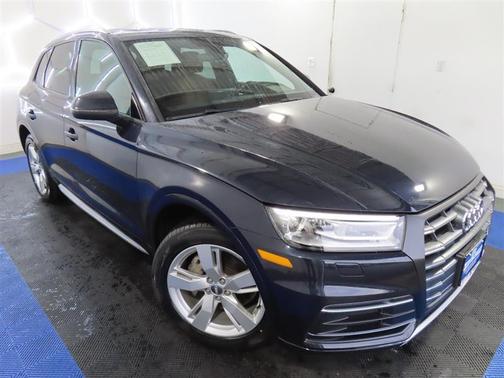 Moonlight Blue Metallic 2018 Audi Q5 2.0T Tech Premium