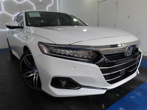 2022 Honda Accord Hybrid Touring