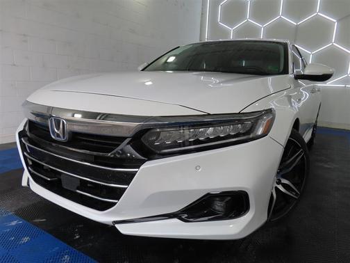 2022 Honda Accord Hybrid Touring