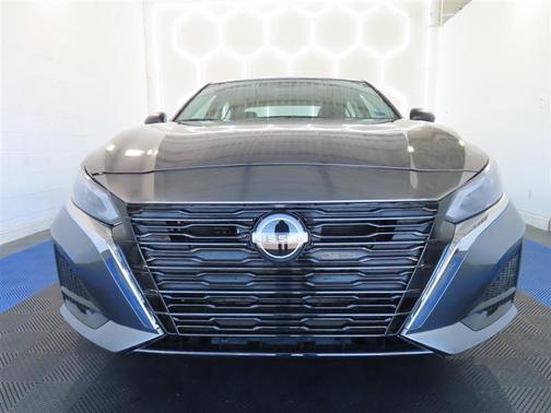 Gun Metallic 2025 Nissan Altima SV