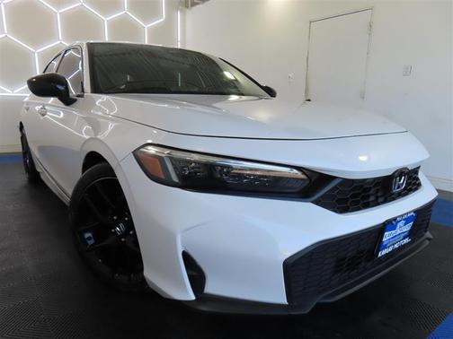 White 2025 Honda Civic Sport