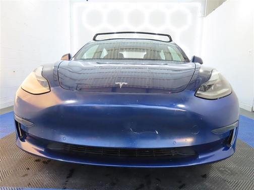 2022 Tesla Model 3 Base