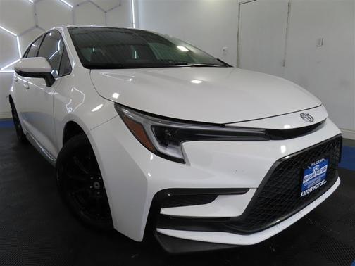 White 2024 Toyota Corolla SE