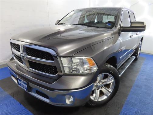 2016 RAM 1500 SLT