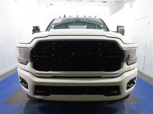 2023 RAM 3500 Big Horn