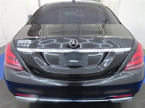 Black 2018 Mercedes-Benz S-Class S 560