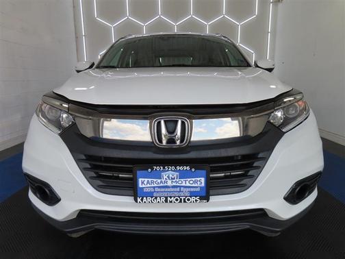 White 2021 Honda HR-V EX