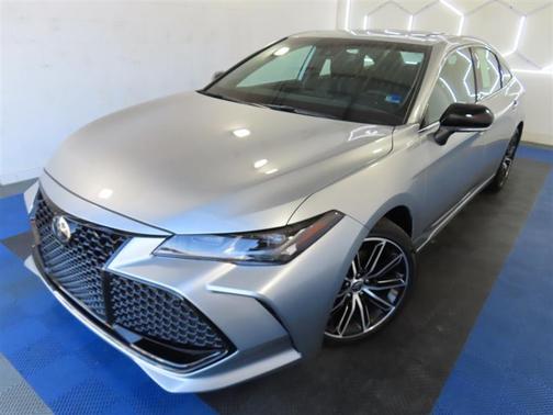 2022 Toyota Avalon Touring