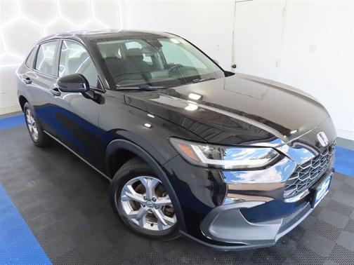 Black 2024 Honda HR-V LX