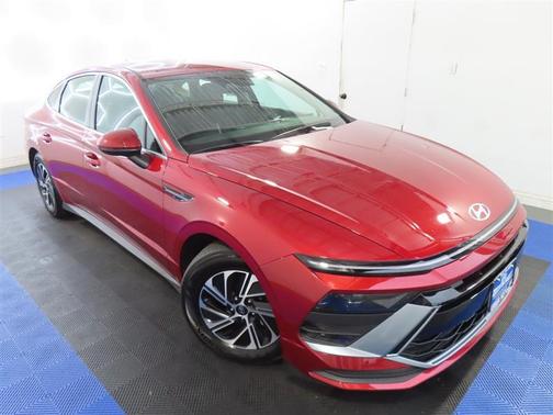 Red 2026 Hyundai SONATA Hybrid Blue