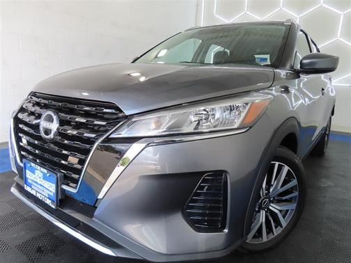 Gray 2024 Nissan Kicks SV