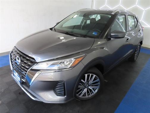 Gray 2024 Nissan Kicks SV
