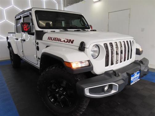 White 2022 Jeep Gladiator Sport