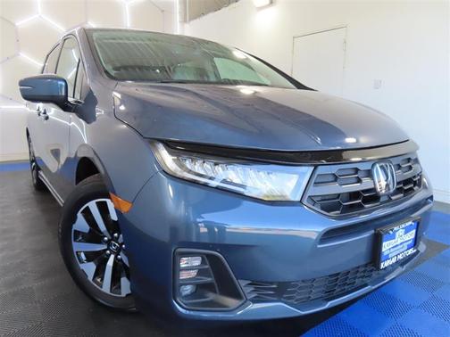 Blue 2025 Honda Odyssey EX-L