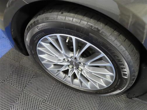 2023 Genesis G80 2.5T