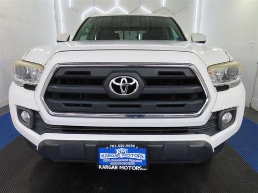 2017 Toyota Tacoma SR5