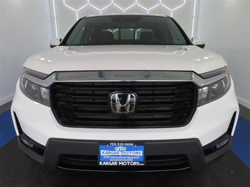 White 2023 Honda Ridgeline RTL-E