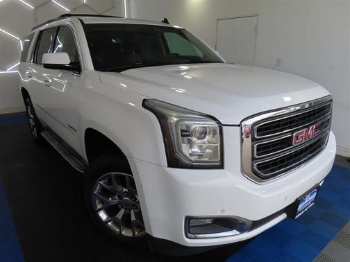 White 2015 GMC Yukon SLT