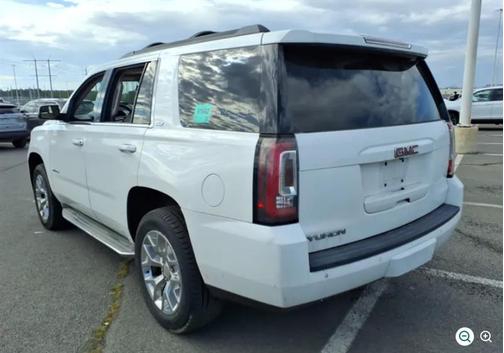 White 2015 GMC Yukon SLT