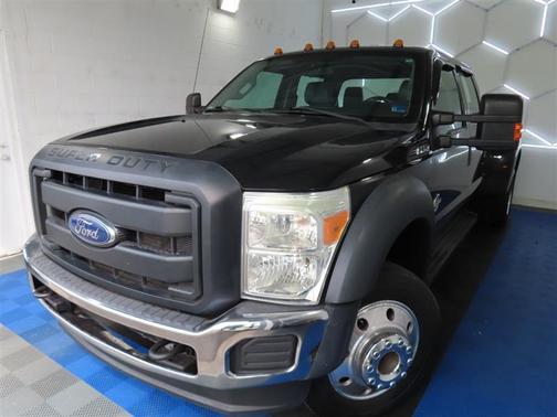 Black 2015 Ford F-450 XL