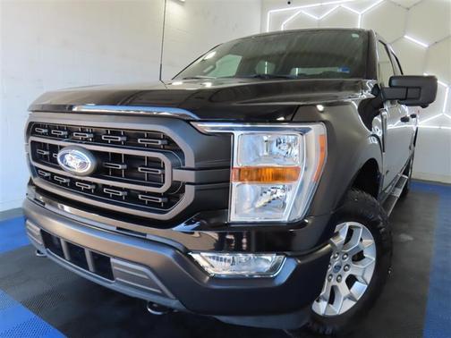 Black 2022 Ford F-150 XL