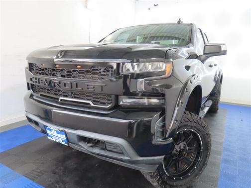 Black 2020 Chevrolet Silverado 1500 LT