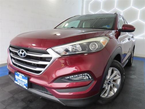 Ruby Wine 2017 Hyundai TUCSON SE