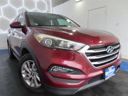 Ruby Wine 2017 Hyundai TUCSON SE