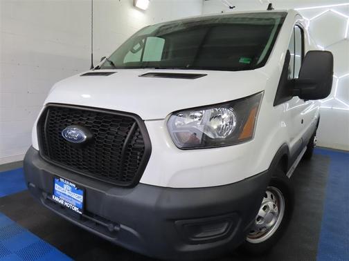 2022 Ford Transit-250 