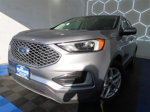 Silver 2023 Ford Edge SEL