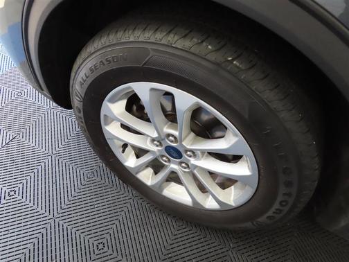 Gray 2020 Ford Escape SE